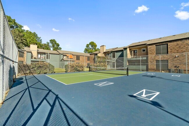 Building Photo - 1408 Teasley Ln