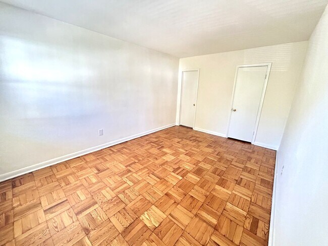 Interior Photo - Sheldrake Apartments