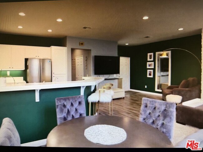 Building Photo - 12452 Sonoma Dr