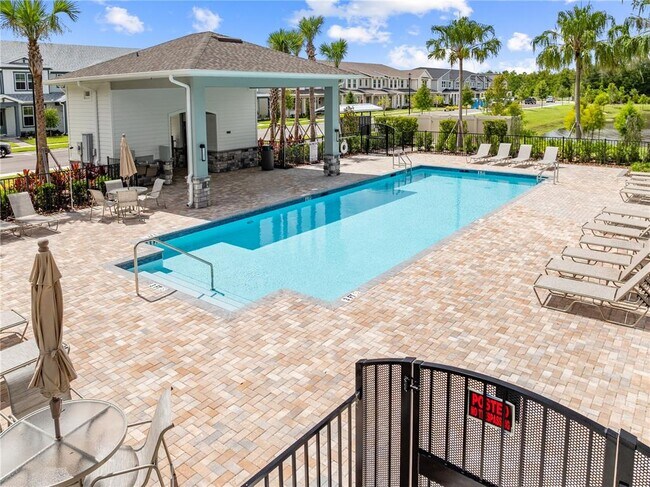 Building Photo - 11240 Blue Bay Dr