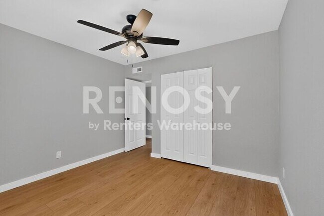 Building Photo - Renovated in Allen Ready to Be Your Home