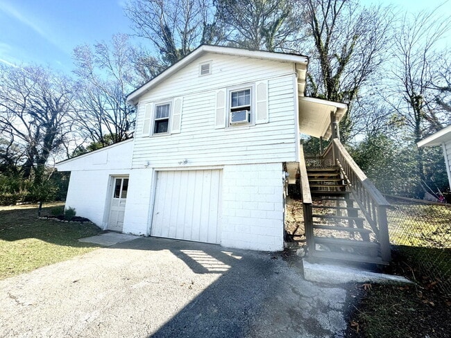 Primary Photo - 1820 Tunnel Blvd