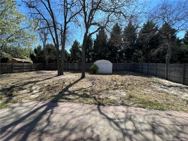 Building Photo - 114 Elfreth Ln