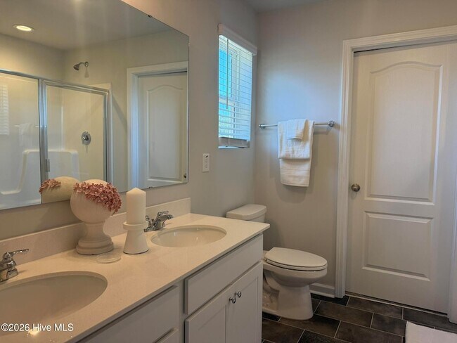 Building Photo - 765 Conductor Ct