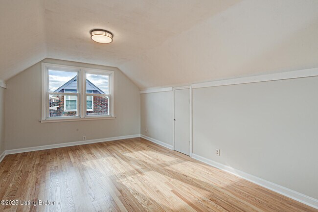 Building Photo - 3630 Windward Way