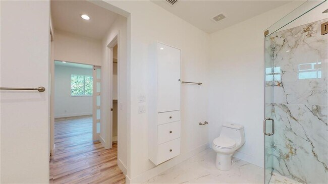 Building Photo - 17007 Ginger Ln
