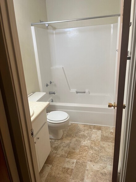 Bathroom - 27 6th St