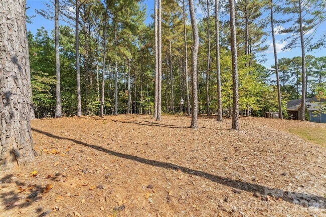 Building Photo - 129 Greens Rd