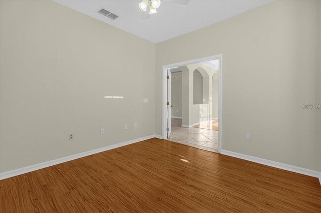 Building Photo - 13131 Luxbury Loop