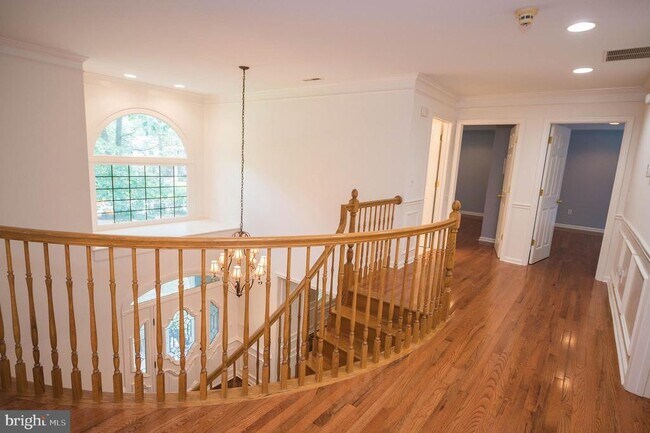 Building Photo - 5482 Royal Mile Blvd