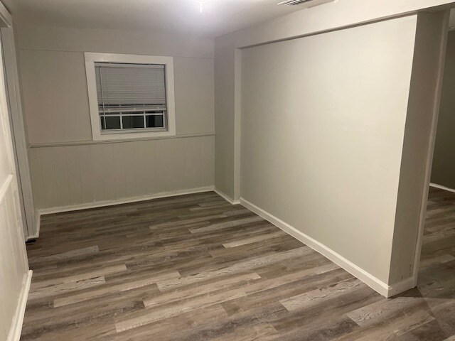 Building Photo - 531 New Berlin Rd