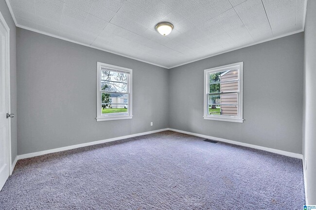 Building Photo - 5505 Court O