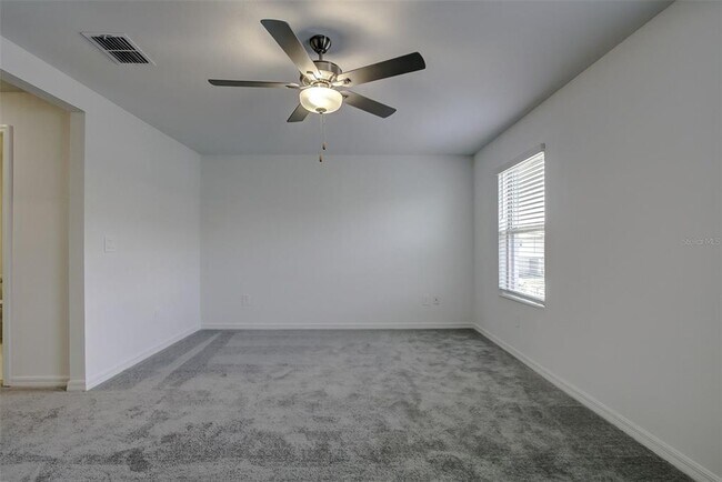 Building Photo - 8240 Cor Pne Wy