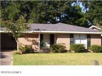 Building Photo - 203 Elmwood Dr