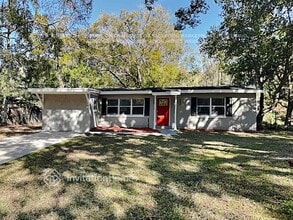 Building Photo - 822 Rosalia Dr