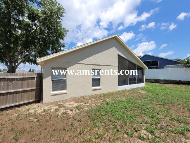 Building Photo - Delightful 3 bedroom house in Davenport