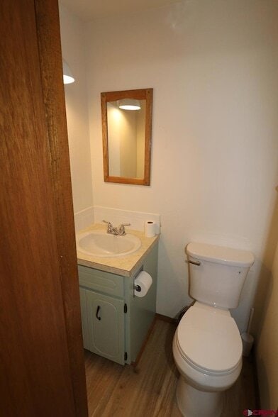 Building Photo - 2305 Pelota Dr