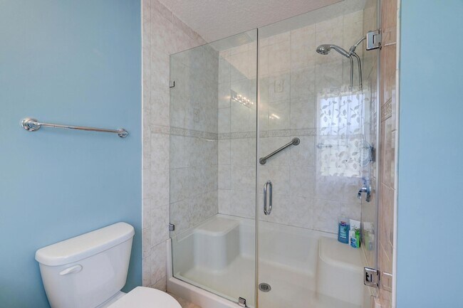 Building Photo - 1838 SE Genaro Terrace