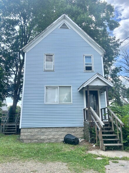 Primary Photo - 87 1/2 Murray St