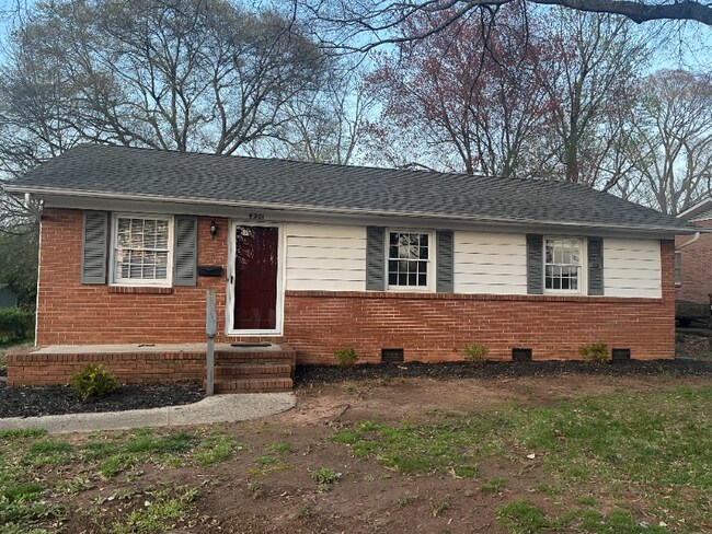 Building Photo - 4201 Donnybrook Pl