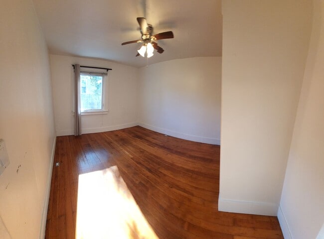 Building Photo - Jeffrey and Foothill Properties