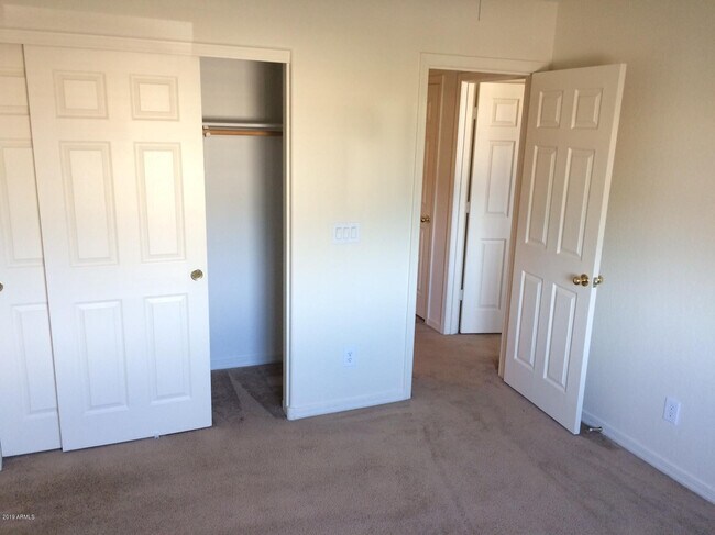 Building Photo - 15739 N 172nd Ln