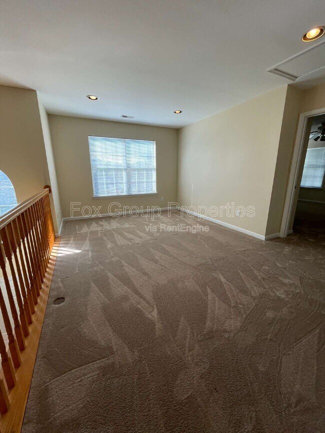 Building Photo - 20329 Berry Cir