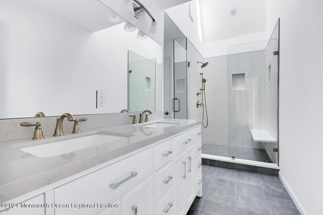 Building Photo - 1332 Ocean Ave