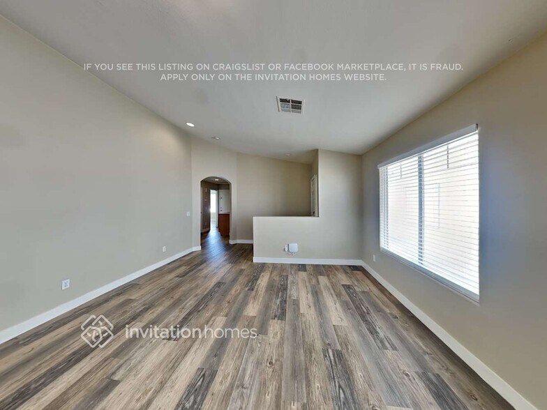 Building Photo - 426 Waterbrook Dr