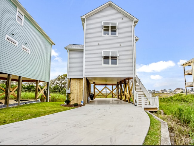 Building Photo - 100 Salt Marsh Way