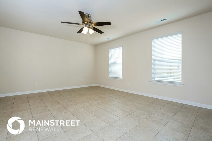 Building Photo - 3213 Dizzy Dean Dr