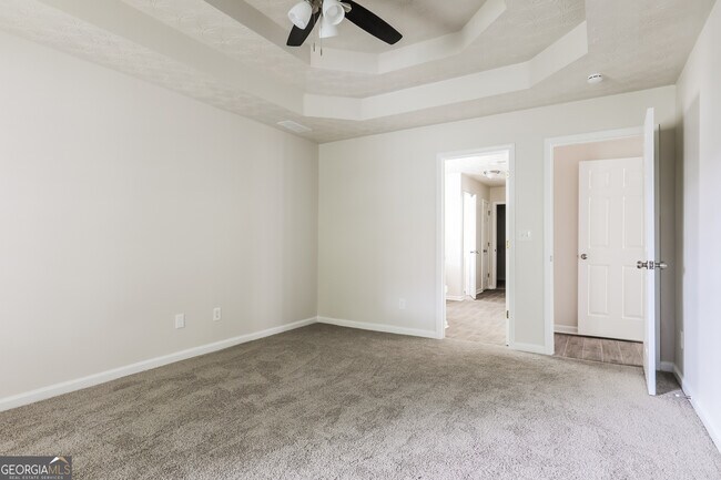 Building Photo - 477 Townsend Bend