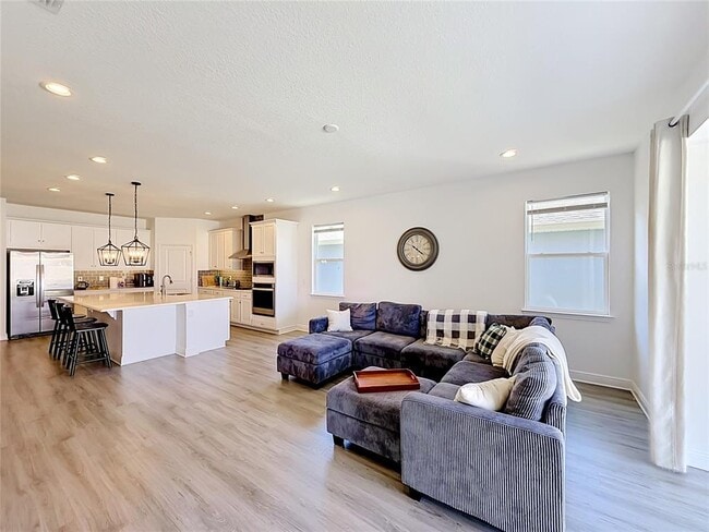 Building Photo - 4485 Davos Dr
