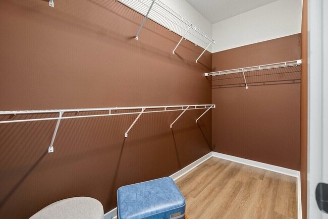 Building Photo - 1000 Marlowe Vis Pl