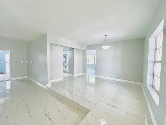 Building Photo - 4971 SW 7th Ct