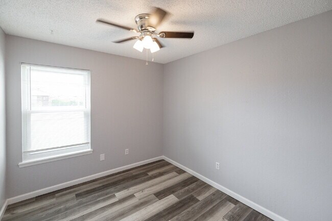 Building Photo - For Lease