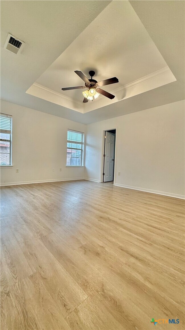 Building Photo - 2107 Gail Dr