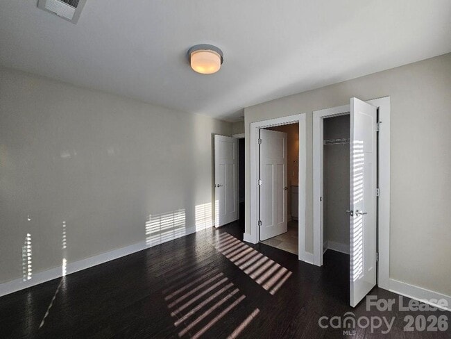 Building Photo - 1202 Macomb Pl