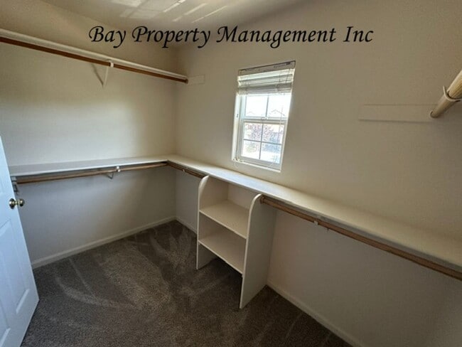 Building Photo - 1124 Cobblestone St