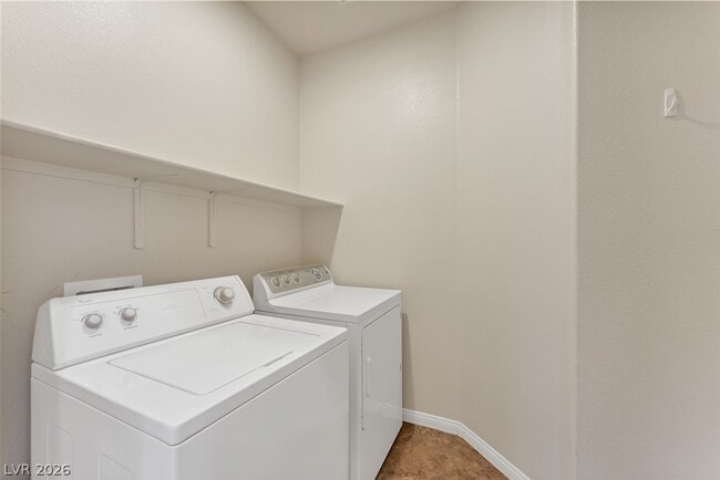 Building Photo - 1011 Via Nandina Pl