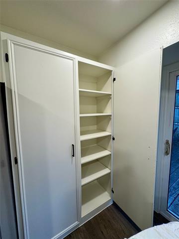 Building Photo - 10506 Pagewood Dr