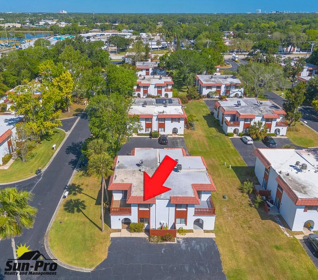 Building Photo - 2089 Oak Meadow Cir