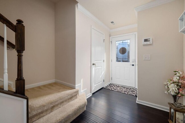 Building Photo - 543 Pemberwich Pl