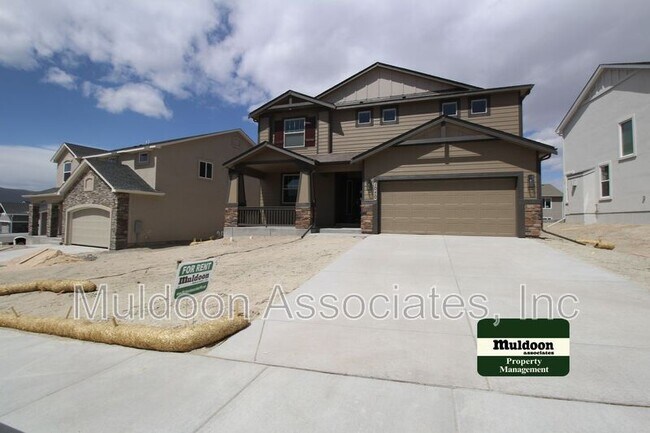 Building Photo - 1070 Rambling Oak Dr