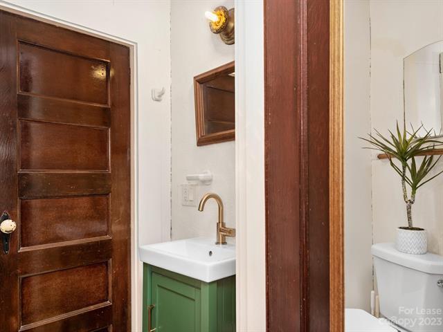 Building Photo - 181 Blake Dr