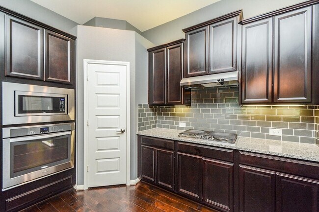 Building Photo - 7039 Villa Mountain Ln
