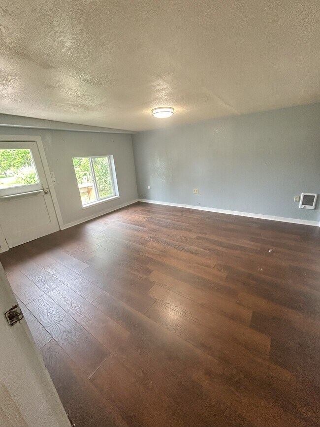 Building Photo - 6441 Old Guide Rd