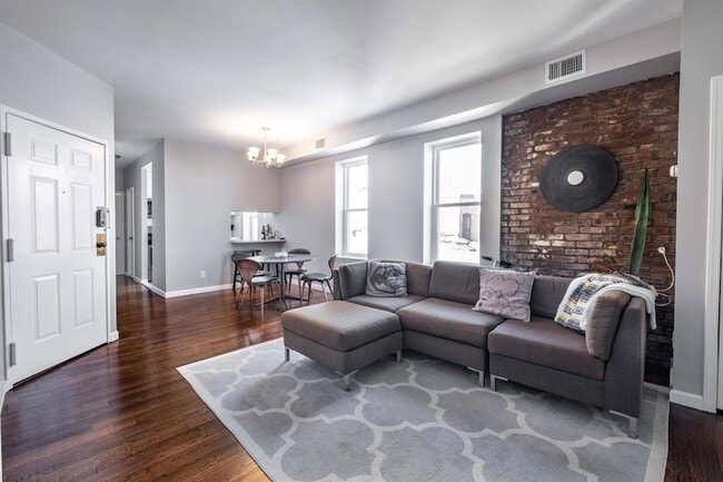 Building Photo - 310 Palisade Ave