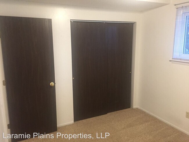 Building Photo - 815 E Ivinson Ave