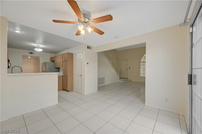 Building Photo - 8039 Teresita Ave